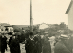 Au carrefour des routes de Leintrey et de Reillon Au fond  droite les vergers de Vho