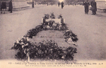 11 novembre 1920 - Le tombeau du soldat inconnu inhumé sous l'Arc de Triomphe