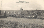 Guerre 1914 15 16 - Cimetière dans la plaine de Reillon