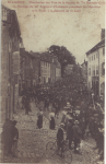 Distribution des Prix de la Société de tir Blâmont-Cirey. La musique du 26e régiment d'infanterie précédant les Autorités et la foule à la descente de la gare Distribution des Prix de la Société de tir Blâmont-Cirey. La musique du 26e régiment d'infanterie précédant les Autorités et la foule à la descente de la gare