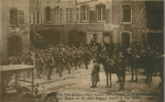 17 nov. 1918 - Nos troupes victorieuses entrent dans Blâmont reconquis - Le Maire et 48 civils étaient restés à leur poste.
