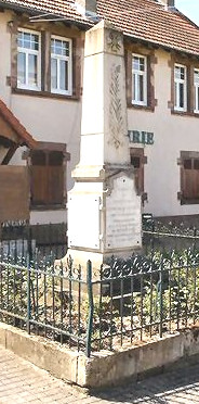 Monument aux Morts de Vaucourt