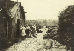 Nancy - Route de Toul - Atelier de camouflage - Transport des toiles de sacs peintes aux ateliers de fabrication - 3 avril 1918