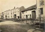 Ancerviller. Maisons en ruines sur la route de Domvre - 3 septembre 1915