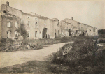 Ancerviller. Maisons en ruines près du cimetière - 6 septembre 1915