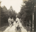 Bois Banal (sud de Domvre). Centre de rsistance. Chemin de rondins - Juillet 1917