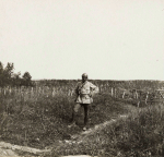 Bois Banal. Centre de résistance. Réseau de fils de fer devant les tranchées - Juillet 1917