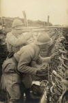 Domvre-sur-Vezouze (secteur de). Petit poste H3. Fusil-mitrailleur en position - 21 mars 1917