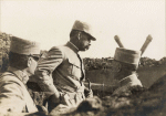 Leintrey. PC d'un colonel. Gnraux Dubail et Grard visitant le secteur - Mai 1915