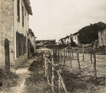 Mignéville (?). Rue organisée défensivement - Juillet 1917 Mignéville (?). Rue organisée défensivement - Juillet 1917