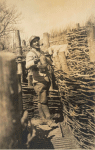 Saint-Martin (secteur de). Poste d'observation dans un boyau - 12 avril 1917 Saint-Martin (secteur de). Poste d'observation dans un boyau - 12 avril 1917